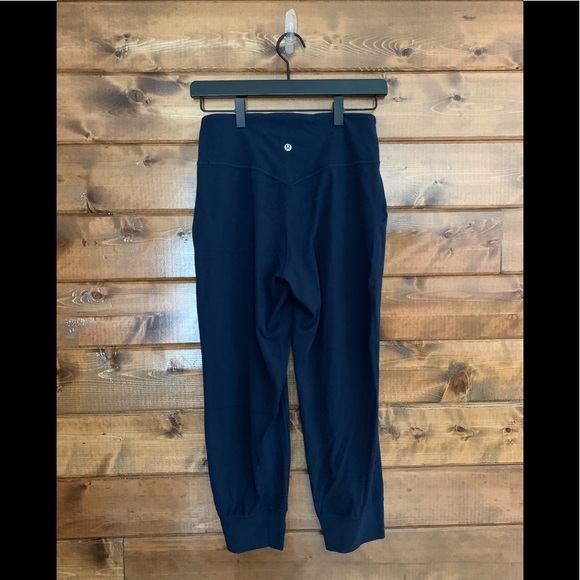 Lululemon True Navy Align Jogger Crop *23" - Picture 2 of 5